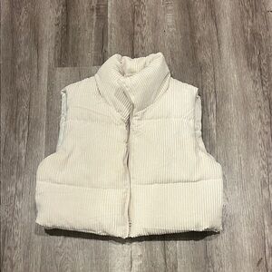 Cream Cropped Puffer Vest